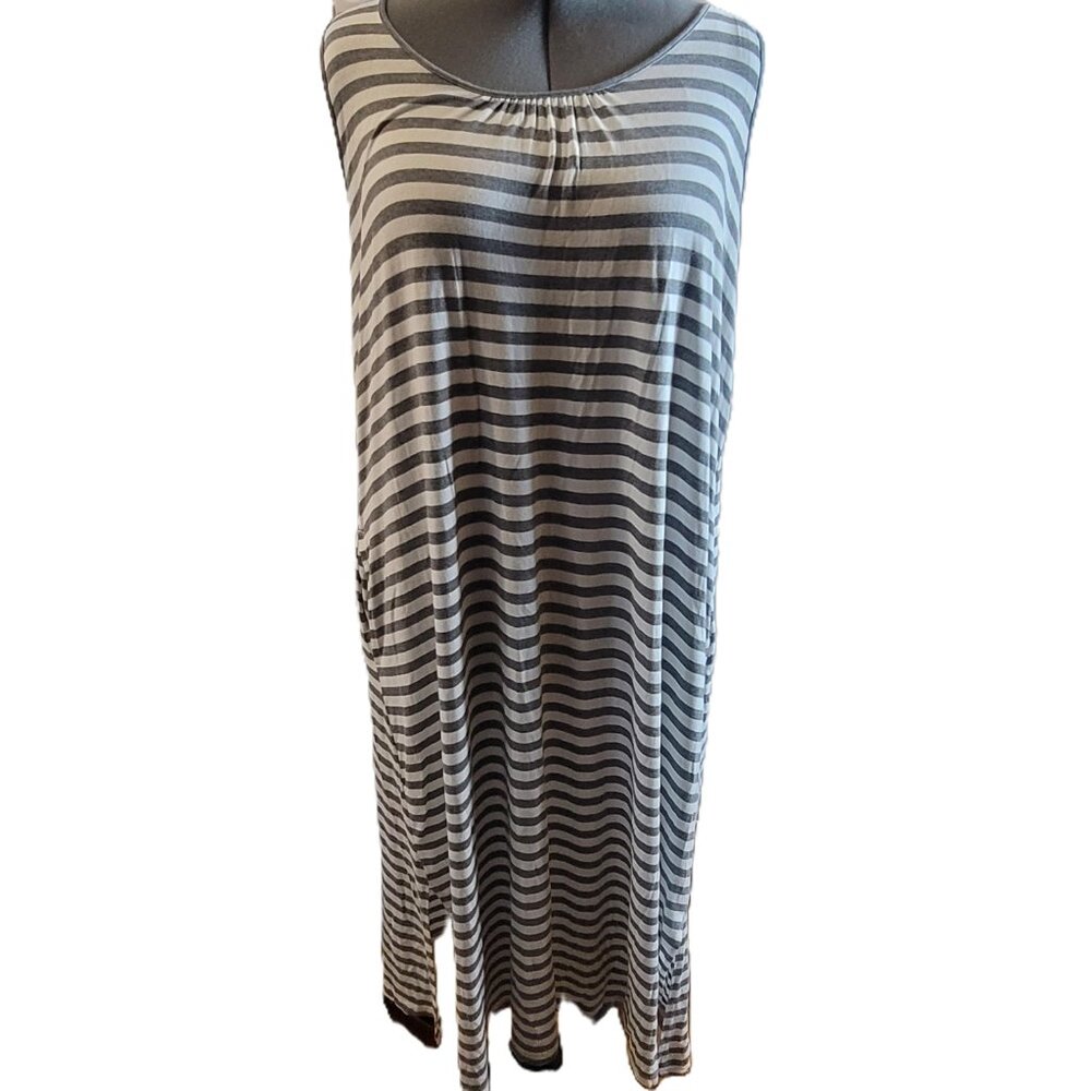 Joyspun Women Dress Size 2X Color White & Gray